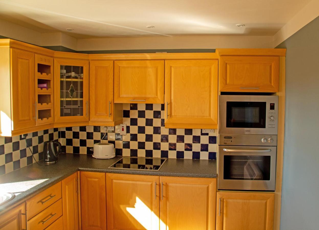 Dingle Town Holiday Home By Trident Holiday Homes Dış mekan fotoğraf